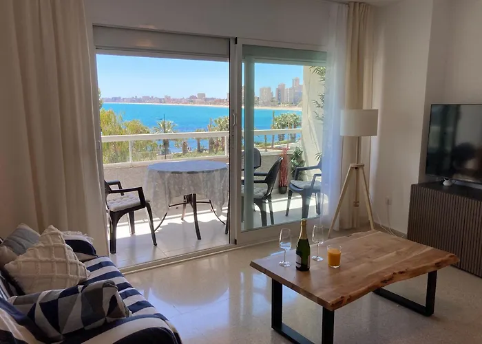 B L U E: Muchavista Sea View Apartment